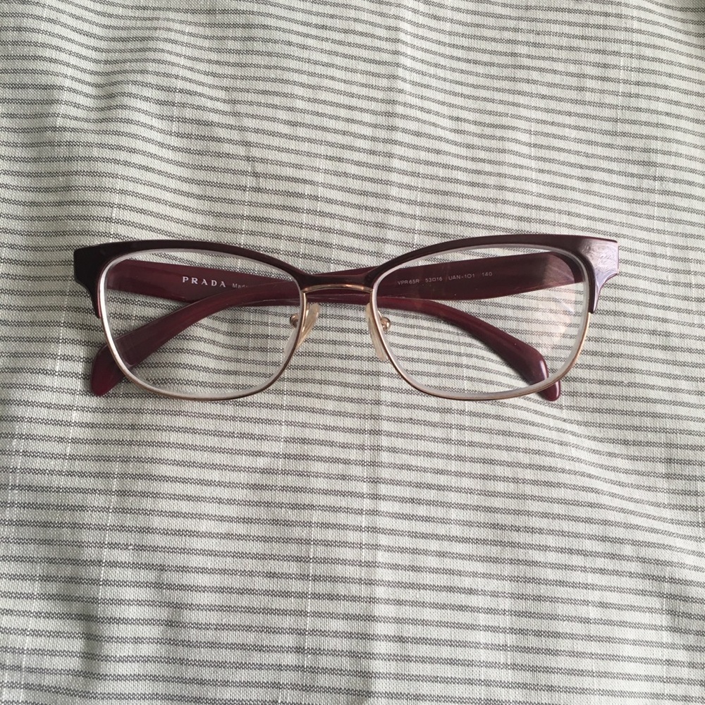 Prada frames